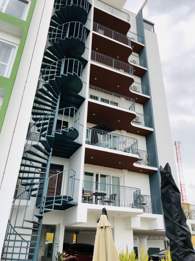 Premier Executive Apartment - The Ivy, East Legon Accra Luaran gambar